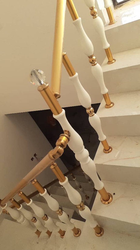 همراه با گلدانی 7*7*56